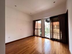 Holland Link (D10), Terrace #503549091